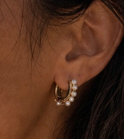 Pearl Huggies